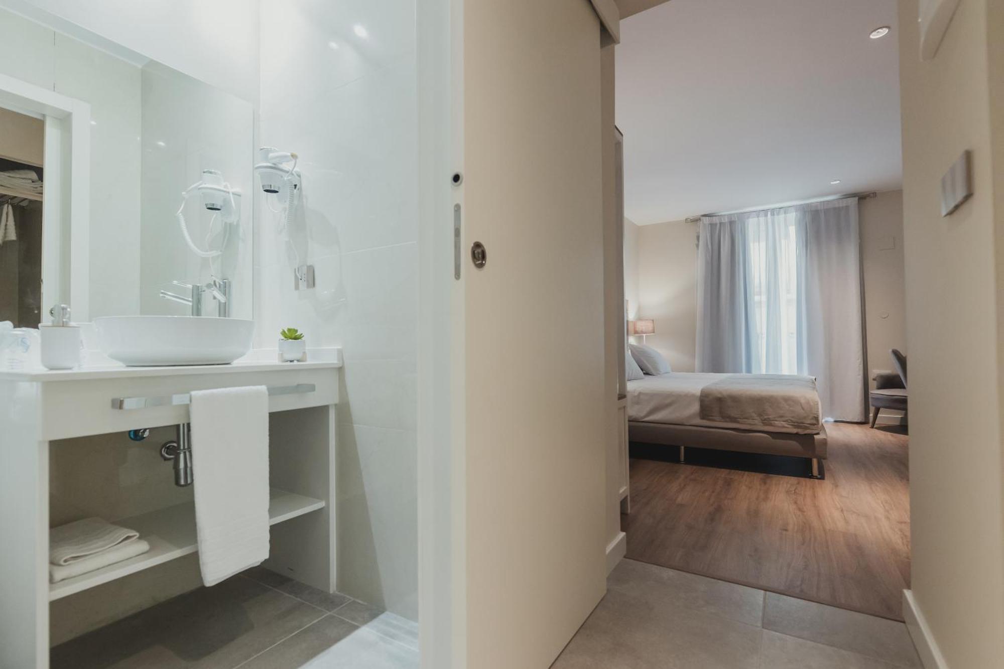 Olivae Hostal Boutique กาเซเรส ภายนอก รูปภาพ